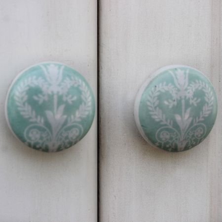 Sage Green Veronica Flower Flat Knob